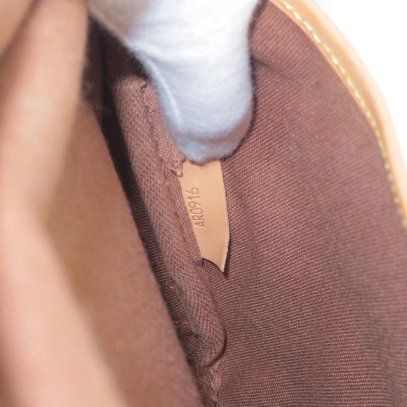 💎✨BEAUTIFUL✨💎 Louis Vuitton Monogram Saumur 30 - Picture 13 of 16